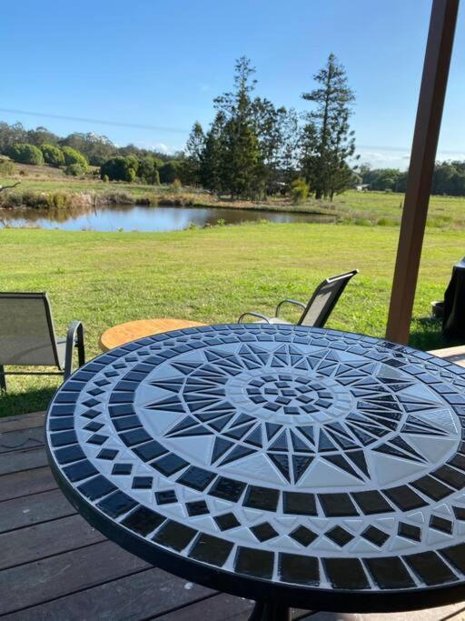Pinbarren Green Lodges Noosa Exterior photo